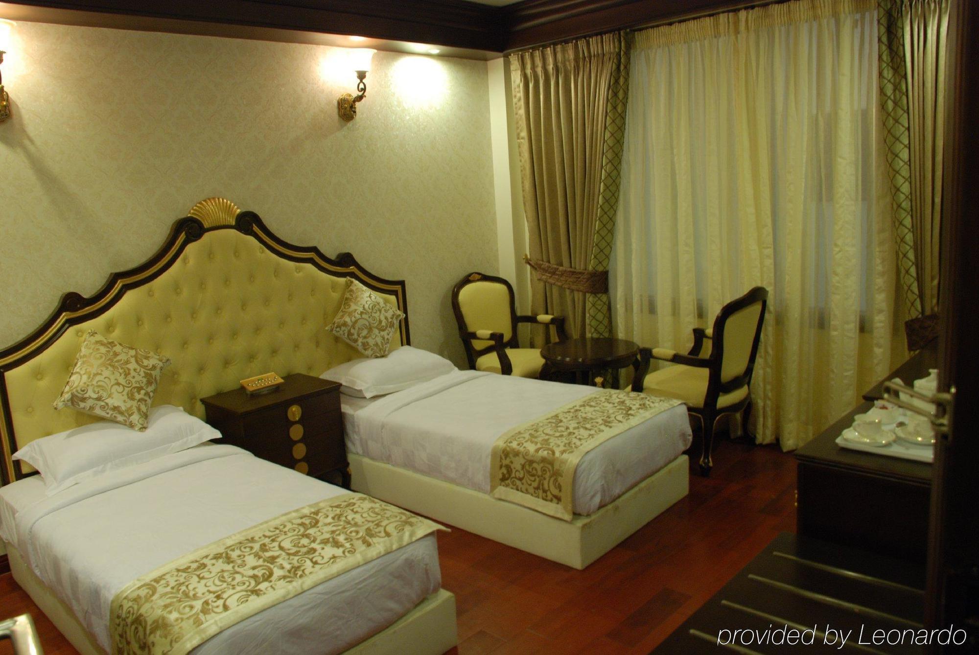 Treebo Tryst Royce New Friends Colony Hotel Ню Делхи Екстериор снимка